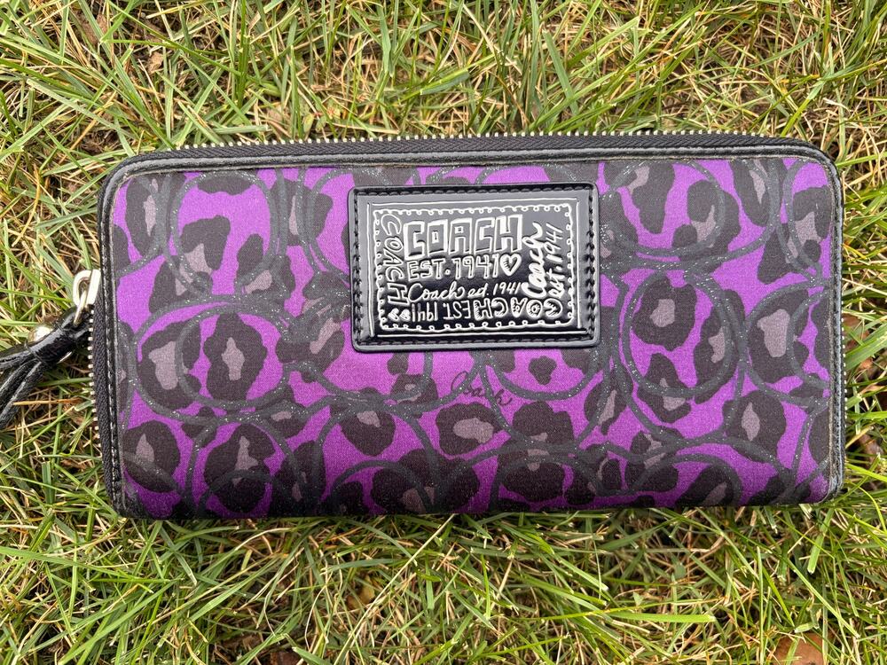 Rare Coach Poppy Madison Ocelot Purple Accordion Wallet 4" x 8"